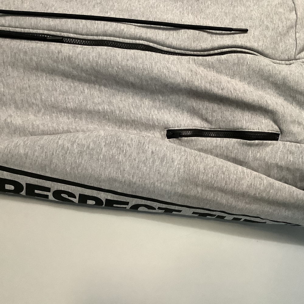 Reebok UFC Full Zip Hoodie - Size S (8-10) - Grey - P2P 18” - Respect - Picture 7 of 9